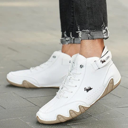 Walking Shoes – Men's Lightweight Breathable Grip Trainers – White