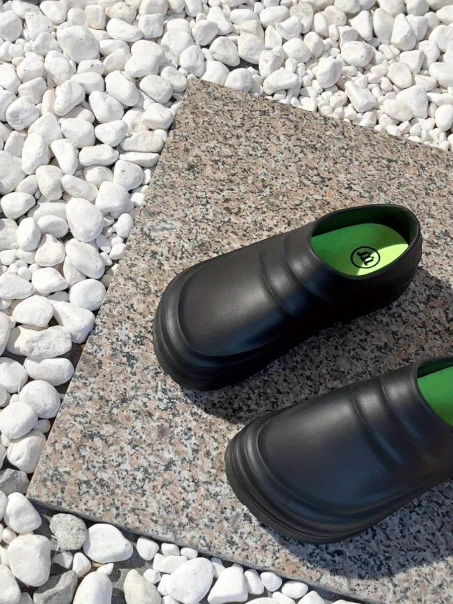 Clogs – Water-Resistant Cushioned Slip-On Garden Clogs