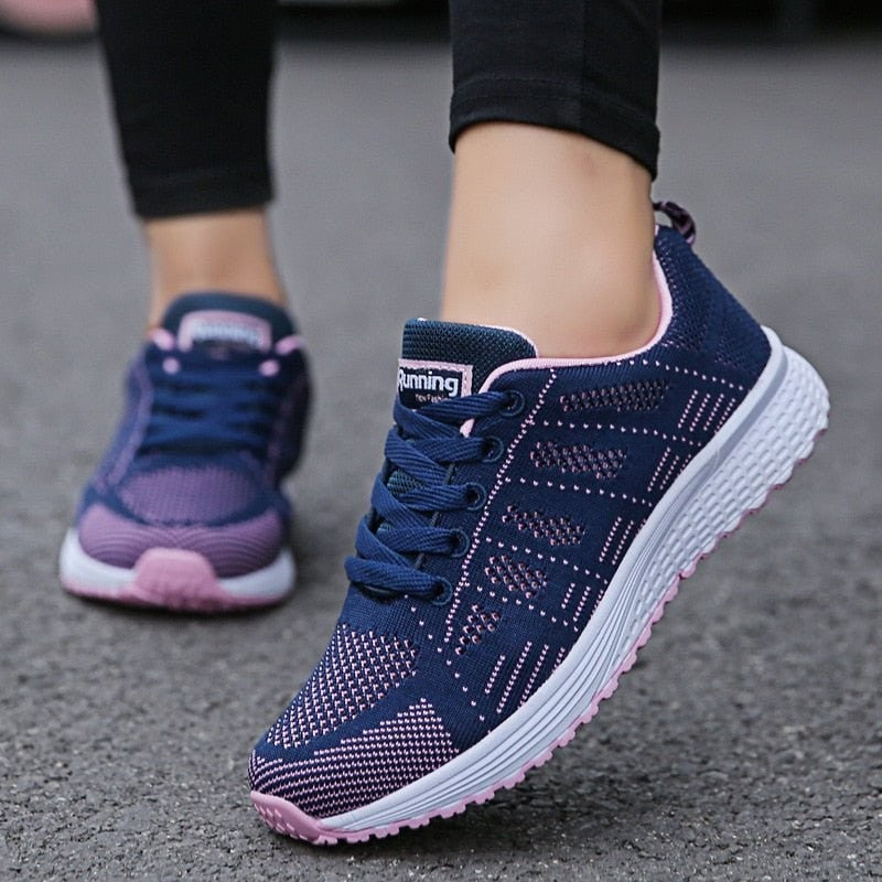 Sports Shoes – Lightweight Breathable Outdoor Trainers – Blue