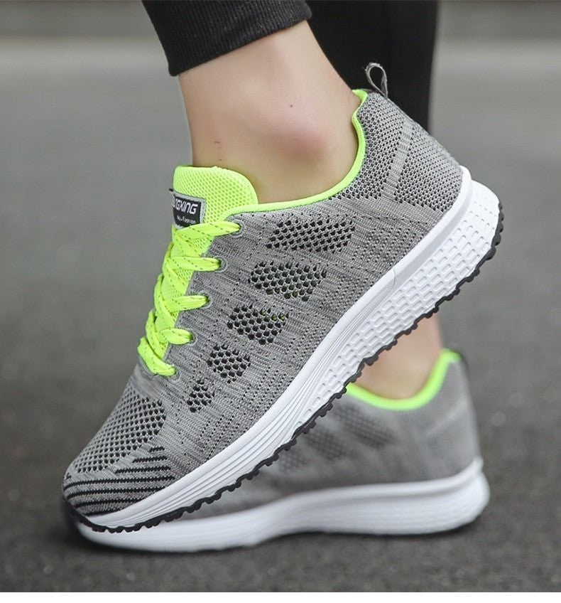 Sports Shoes – Lightweight Breathable Outdoor Trainers