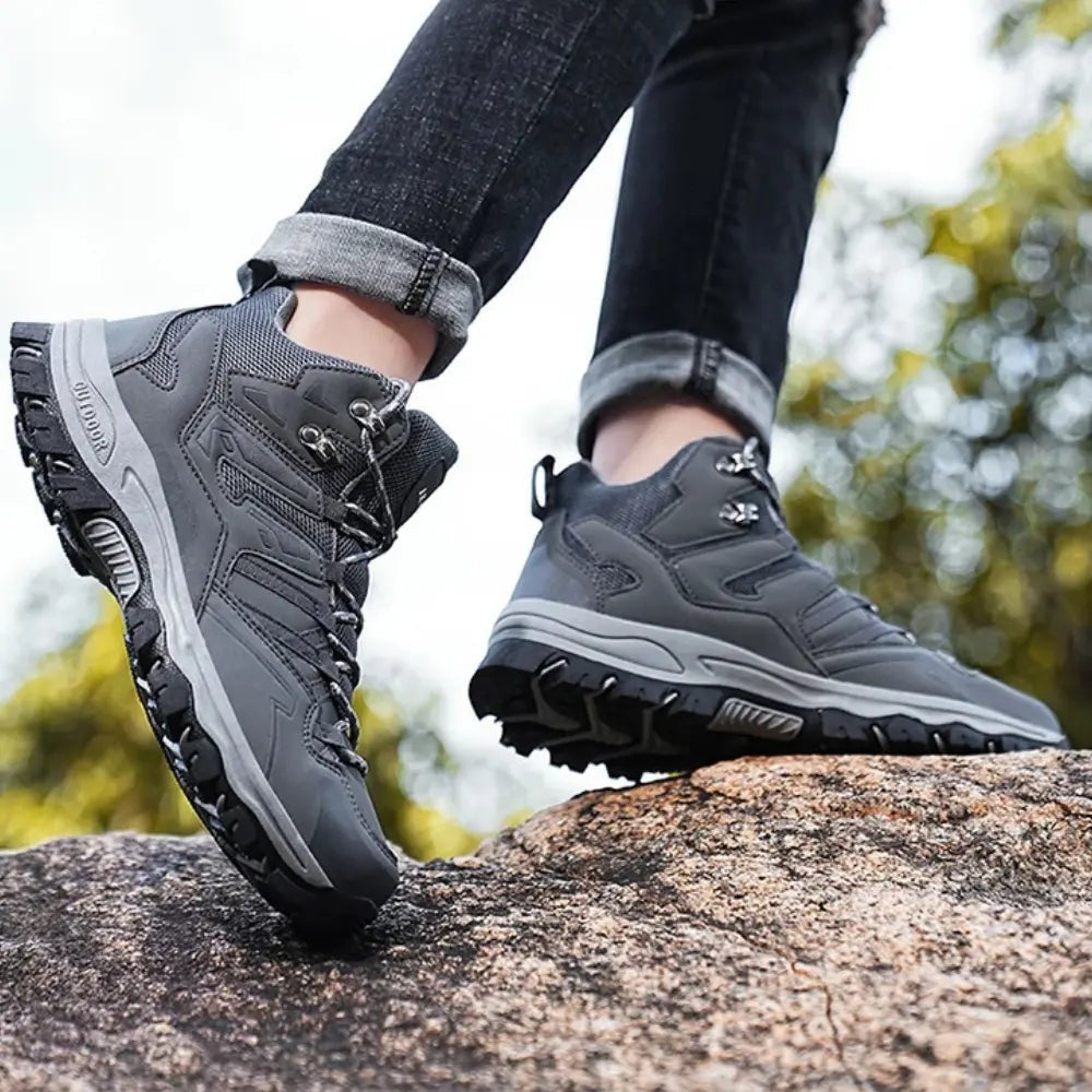 Walking Shoes – Unisex Waterproof Wide-Fit Trail Shoes – Grey